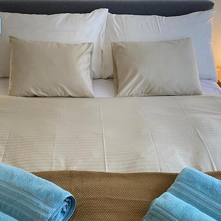 H1 With 4,5 Room, Bathroom, Kitchen, Central, Quiet & Modern With Office Zurich Ngoại thất bức ảnh